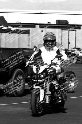 media/Apr-10-2022-SoCal Trackdays (Sun) [[f104b12566]]/Around the Pits/